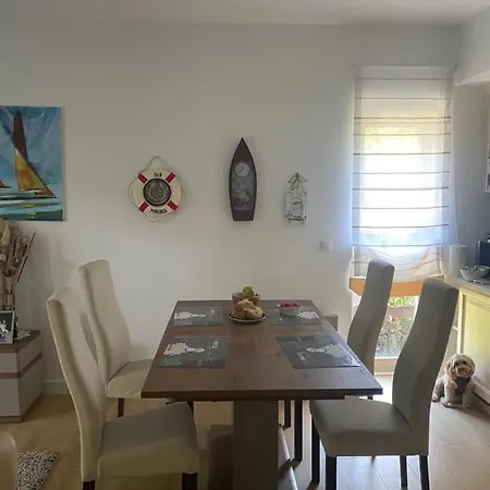 Apartament Rezydencja Bryza Lägenhet